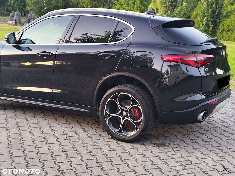 Alfa Romeo Stelvio 2.0 Turbo 16V AT8-Q4 Tributo Italiano - 14