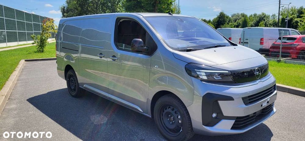 Opel Vivaro L2   2,2D 150 KM - 2