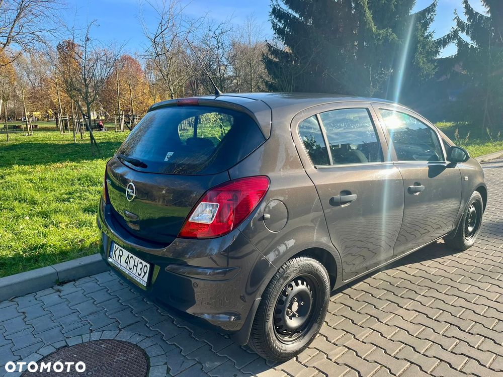 Opel Corsa 1.2 16V Edition / Active - 2