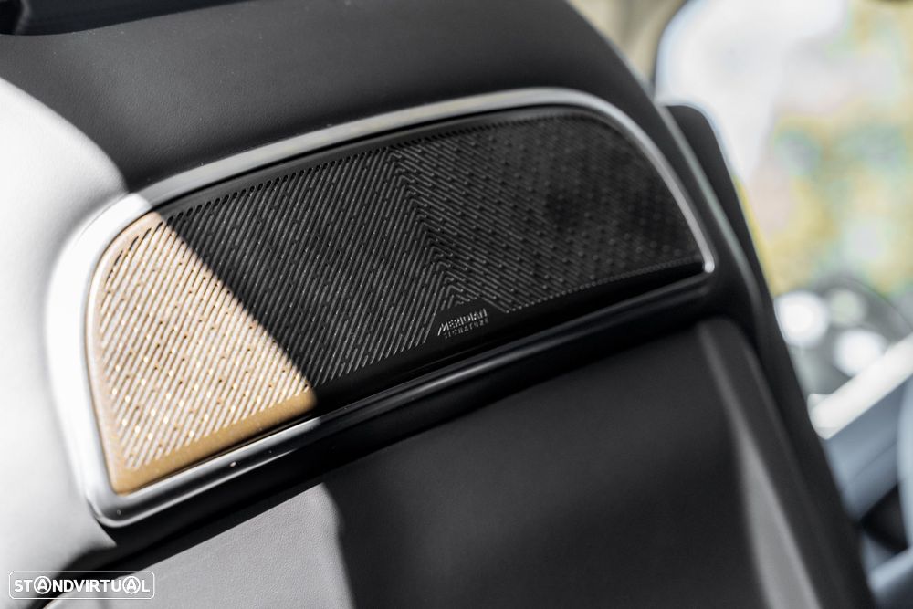 Land Rover Range Rover 4.4 P530 LWB 7L Autobiography - 28