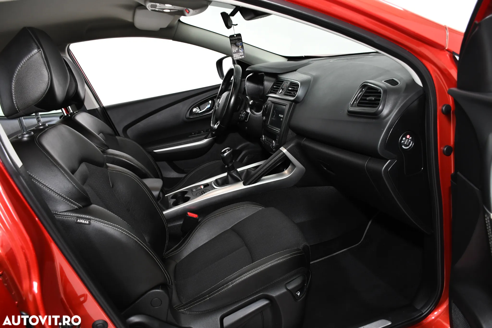 Renault Kadjar Energy dCi 130 CROSSBORDER - 12
