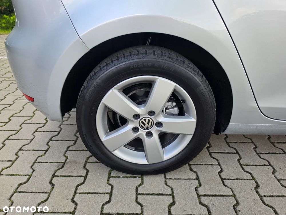 Volkswagen Golf - 40