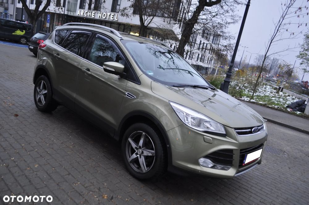 Ford Kuga 1.6 EcoBoost 4x4 Titanium - 6