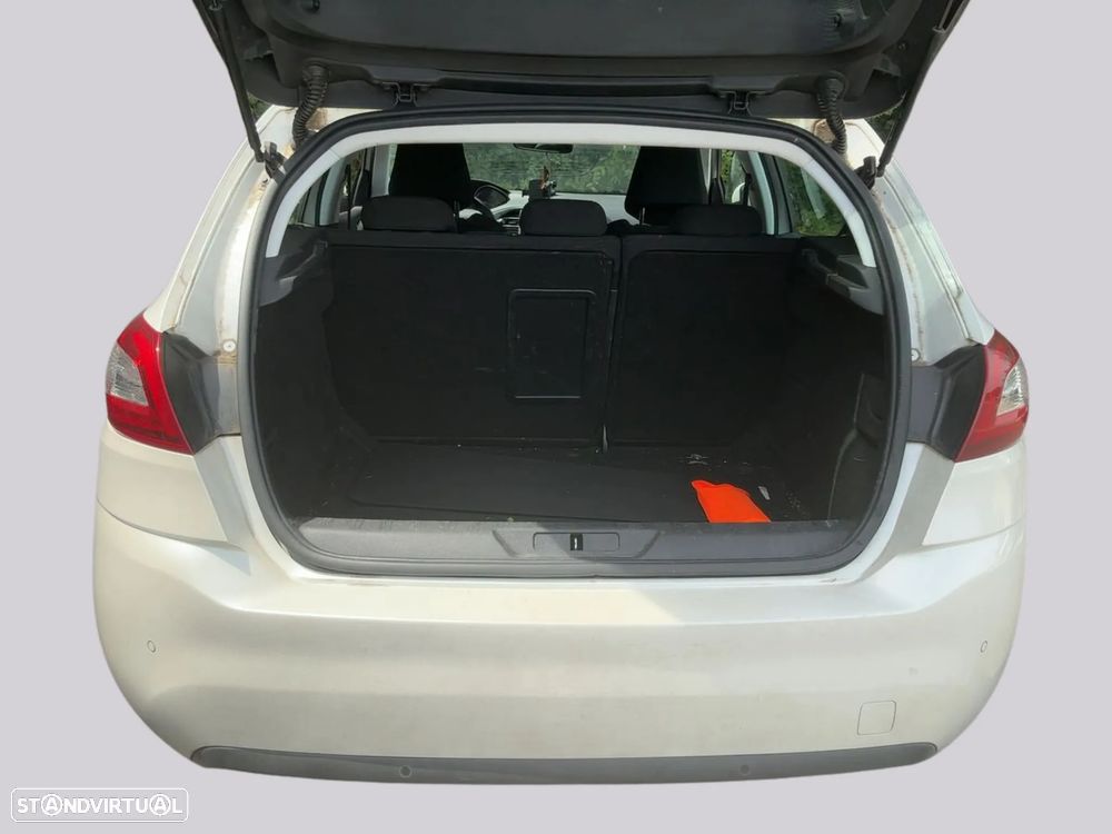 Peugeot 308 - 7