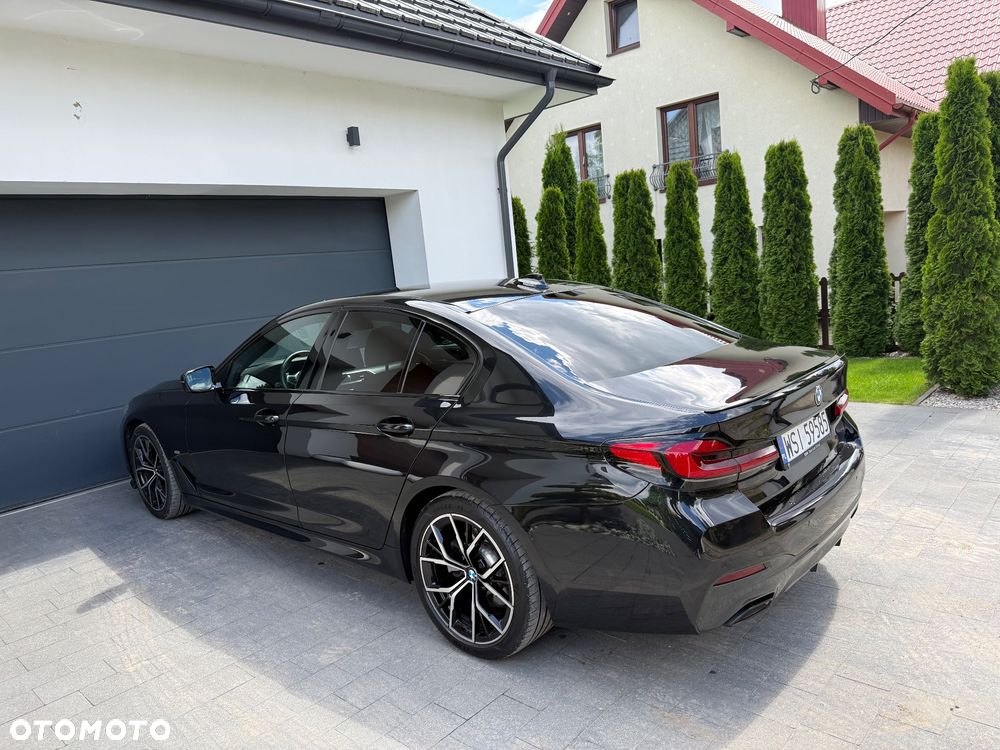 BMW Seria 5 520d xDrive mHEV M Sport sport - 9