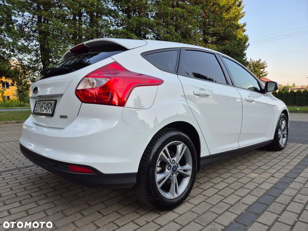 Ford Focus 1.0 EcoBoost Start-Stopp-System Ambiente - 16