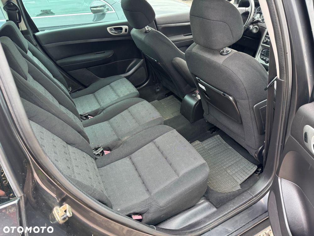 Peugeot 307 - 8