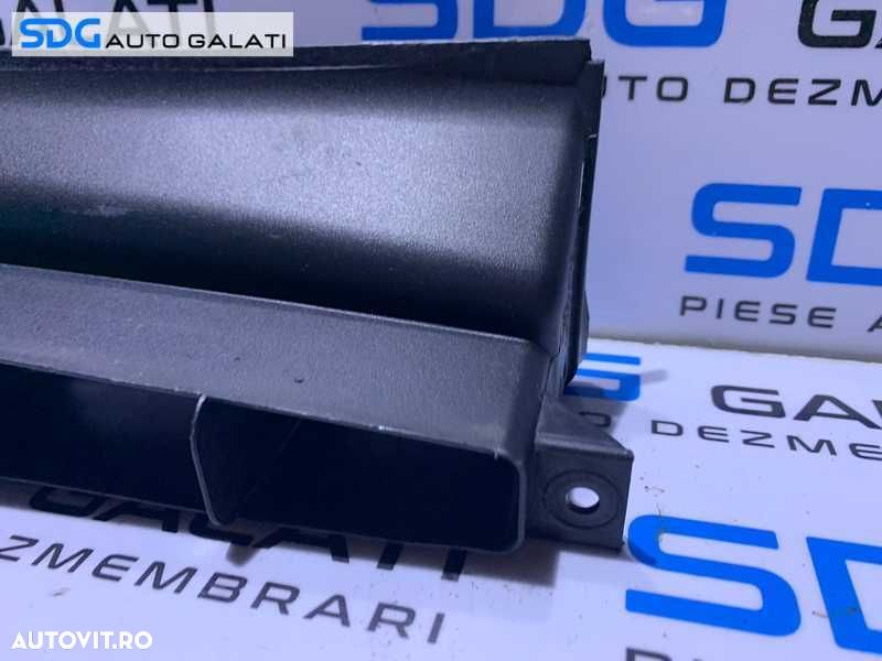 Priza Deflector Difuzor Captare Aer VW Golf 5 PLUS 2004 - 2008 Cod 1K0805971C [D0809] - 2
