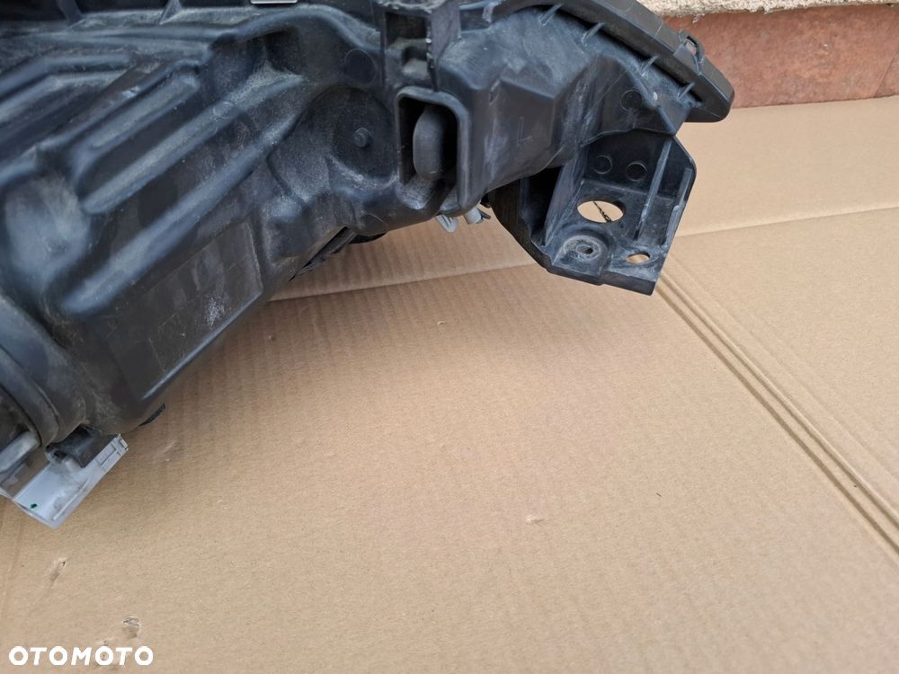 lampa przednia mitsubishi outlander iii lift oryginał - 11