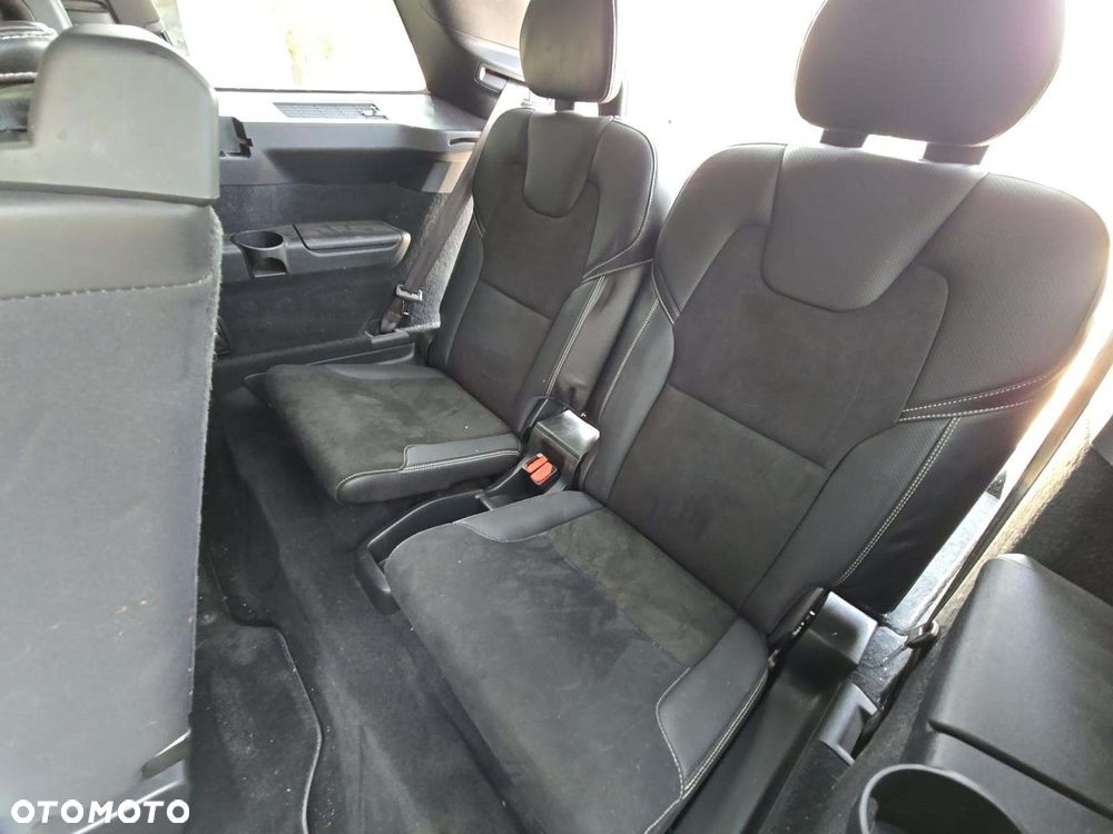 Volvo XC 90 T6 AWD R-Design - 11