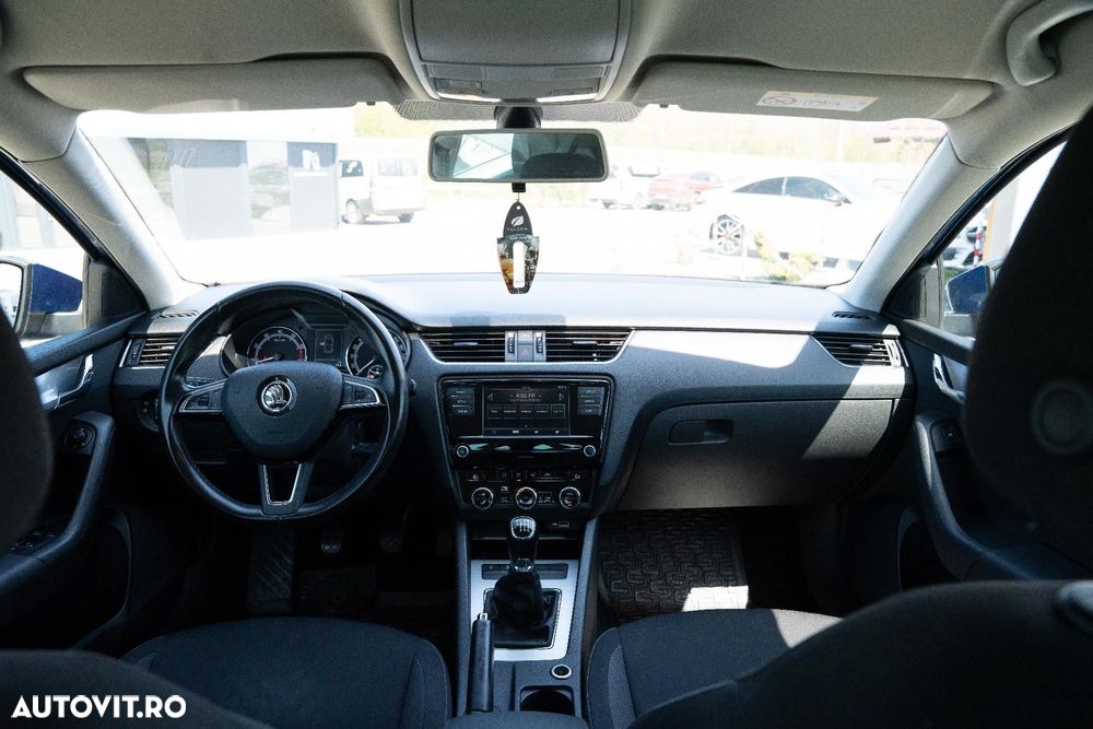 Skoda Octavia 1.4 TSI Ambition - 7