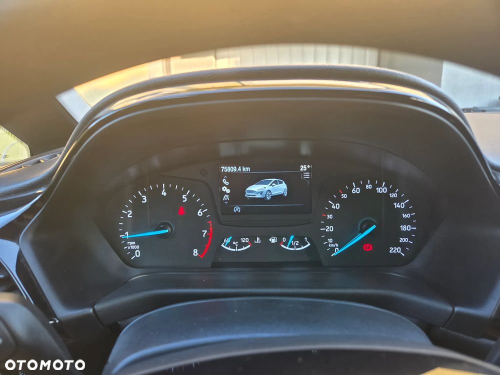 Ford Fiesta 1.0 EcoBoost S&S ACTIVE - 11