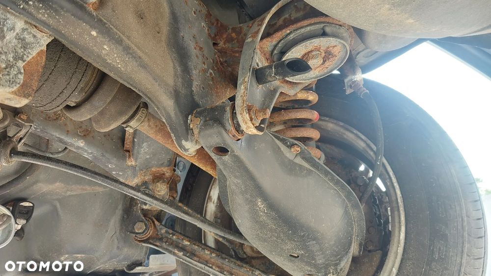 Mercedes-Benz W124 (1984-1993) - 21