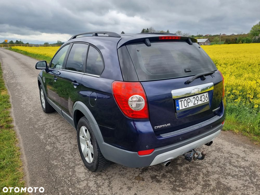 Chevrolet Captiva 2.4 4WD 7 Sitzer LT - 6