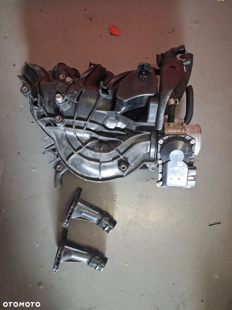 Kolektor ssący króciec wody hyundai kia 1.6 tgdi tucson i40 optima sportage carens - 1