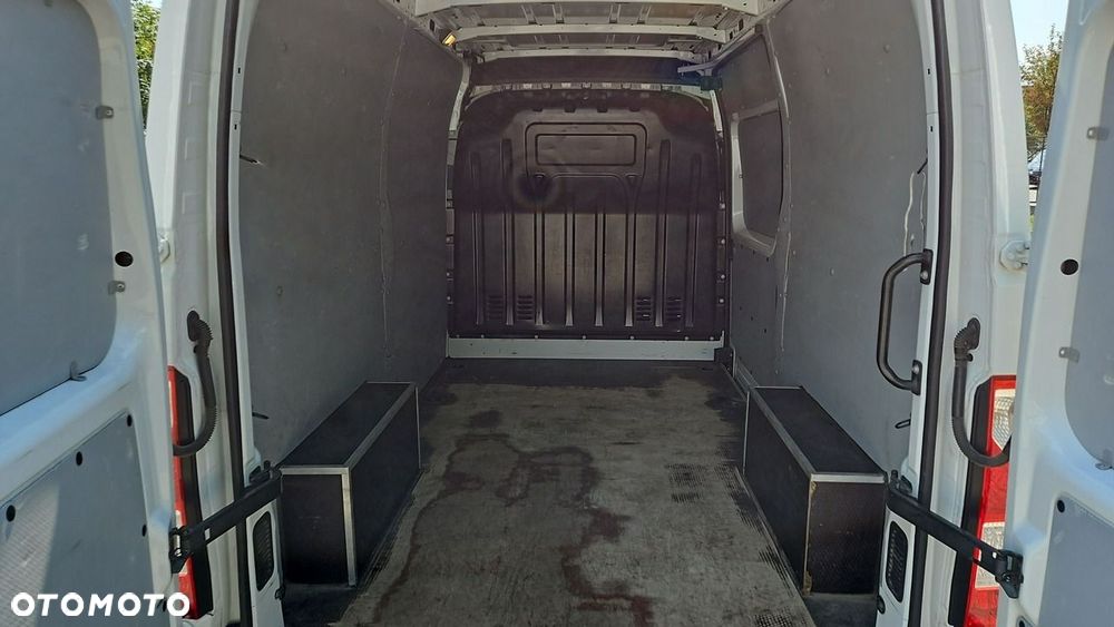 Renault Master - 18