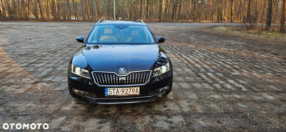 Skoda Superb 2.0 TDI Style DSG - 6