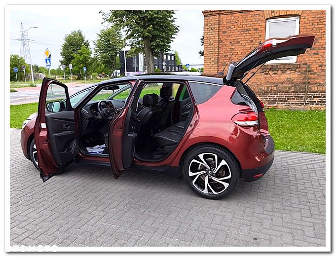 Renault Scenic ENERGY TCe 130 BOSE EDITION - 17