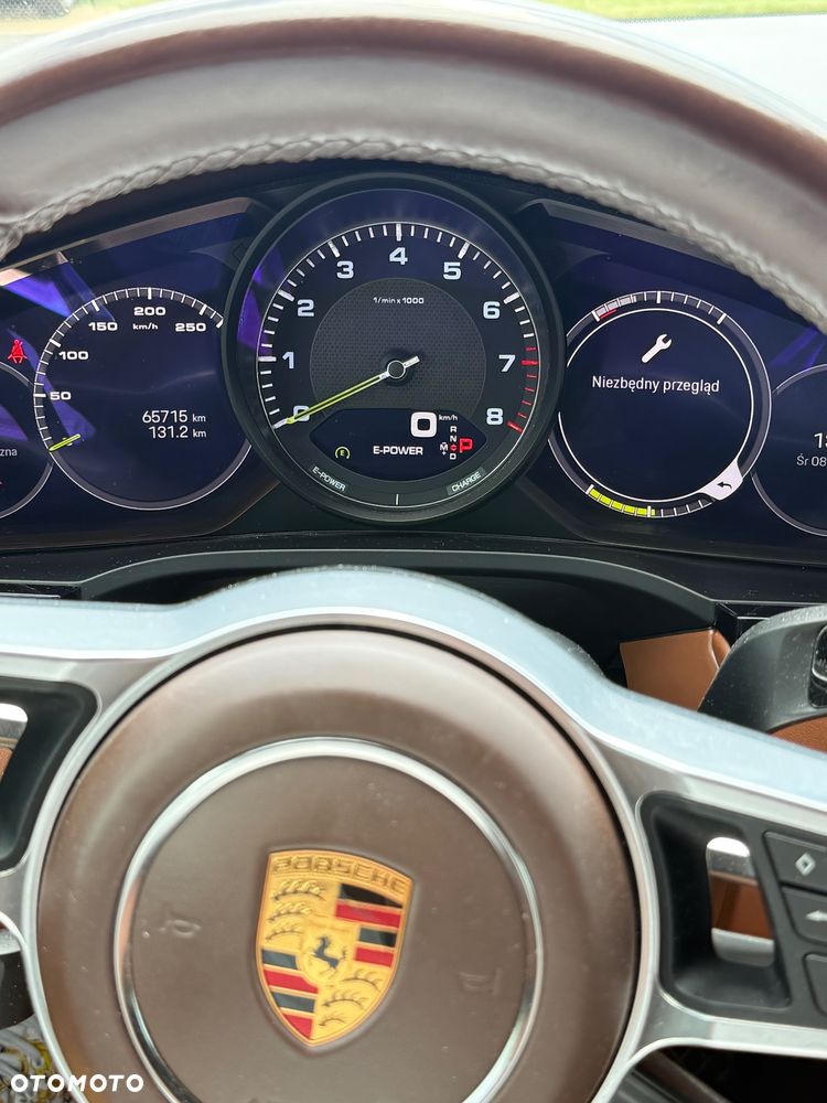 Porsche Cayenne E-Hybrid Platinum Edition - 8