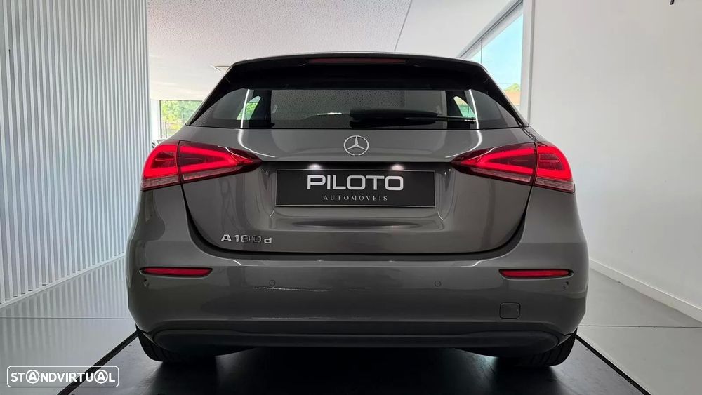 Mercedes-Benz A 180 d Style Plus Aut. - 9