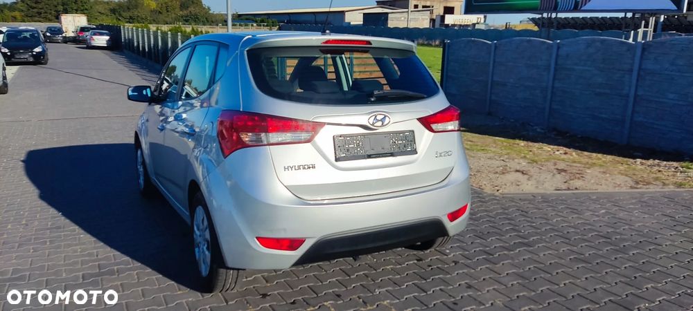 Hyundai ix20 - 5