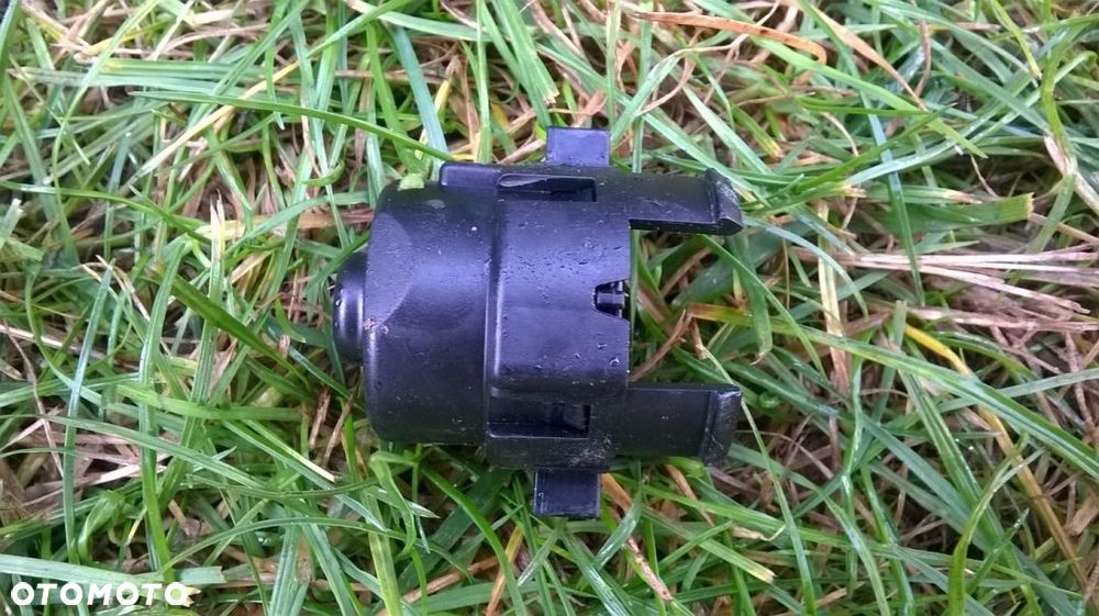 BMW E60 E61 E63 E64 KOSTKA STACYJKI 6765857 - 1