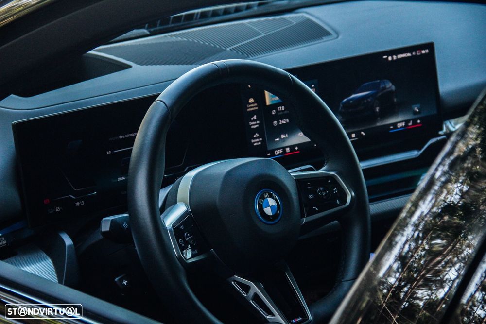 BMW i5 eDrive40 Pack Desportivo M Pro - 14
