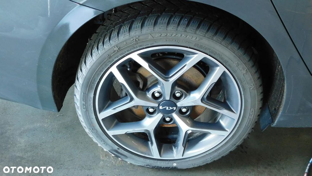 Kia Ceed 1.6 CRDi SCR L Business Line DCT - 30