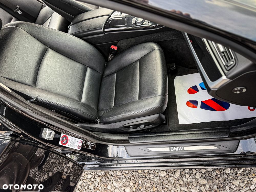 BMW Seria 5 525d Modern Line - 19