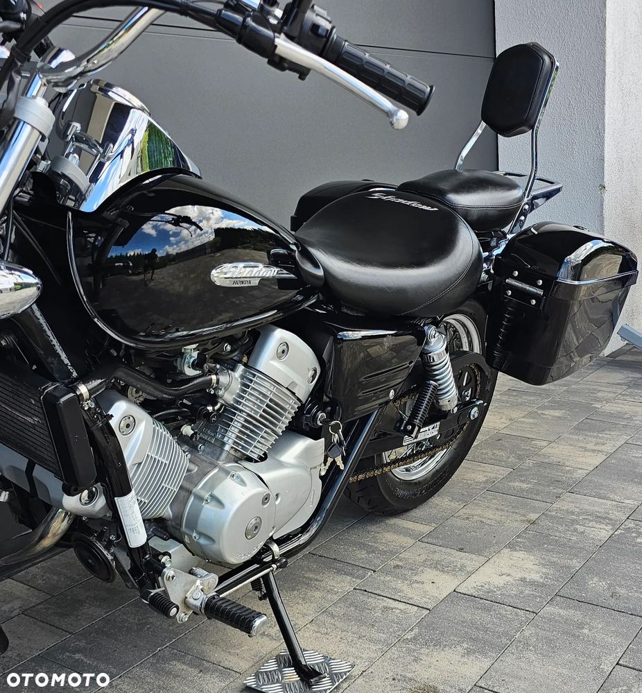 Honda Shadow - 21