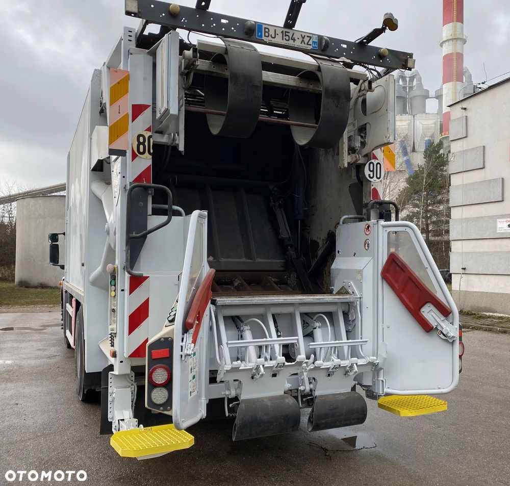 Mercedes-Benz Econic śmieciarka z wagą ZOELLER Semat 16m3 EURO 5 - 7