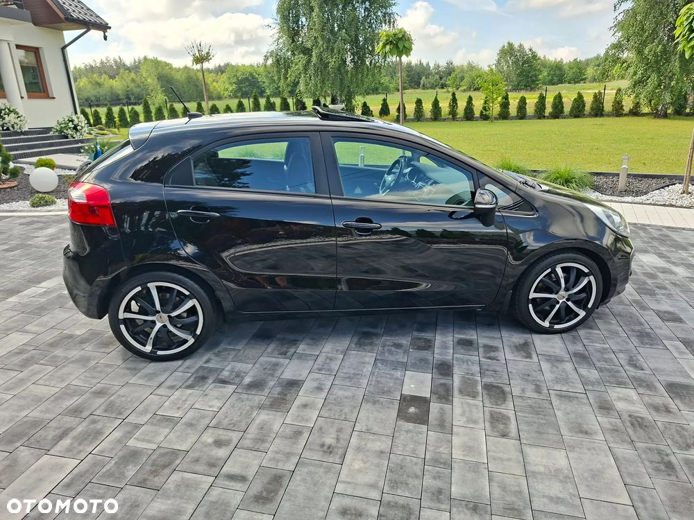 Kia Rio - 5