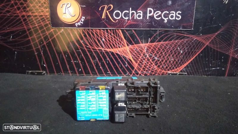 Caixa De Fusíveis Mitsubishi L 400 Caixa (Pd_W, Pc_W, Pb_V, Pa_W, Pa_V - 1