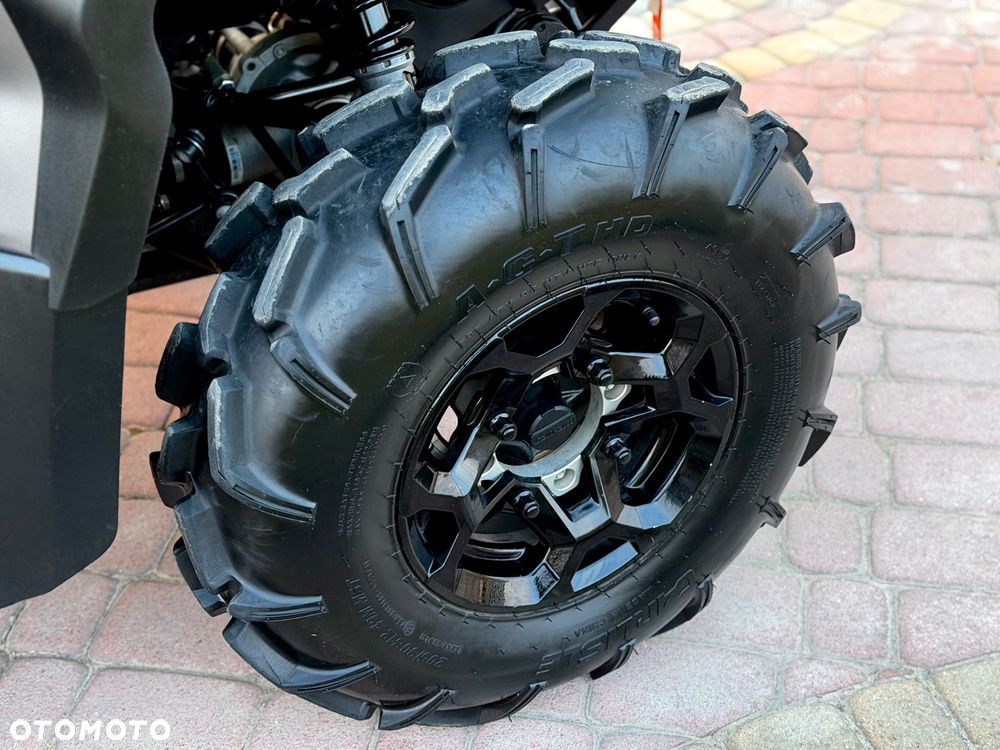 Can-Am Outlander - 11