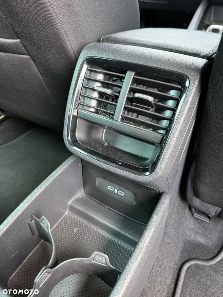 Skoda Octavia 1.5 TSI mHEV Selection DSG - 29