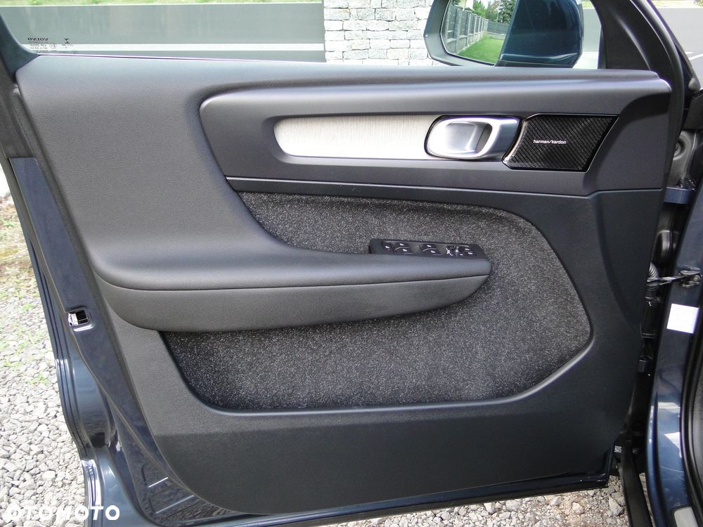 Volvo XC 40 D3 AWD Inscription - 24