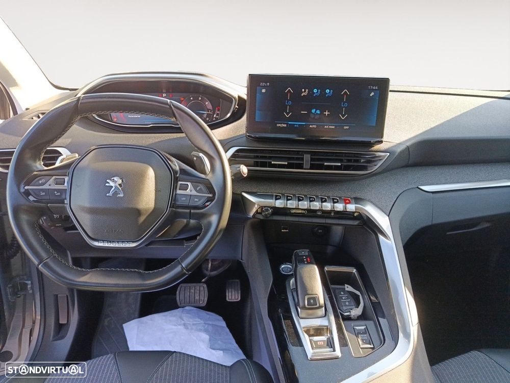 Peugeot 3008 1.5 BlueHDi Allure EAT8 - 10