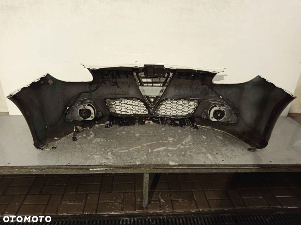 ^ ZDERZAK PRZÓD PRZEDNI ALFA ROMEO GIULIETTA 296/A 296 BIAŁY HALOGENY - 5