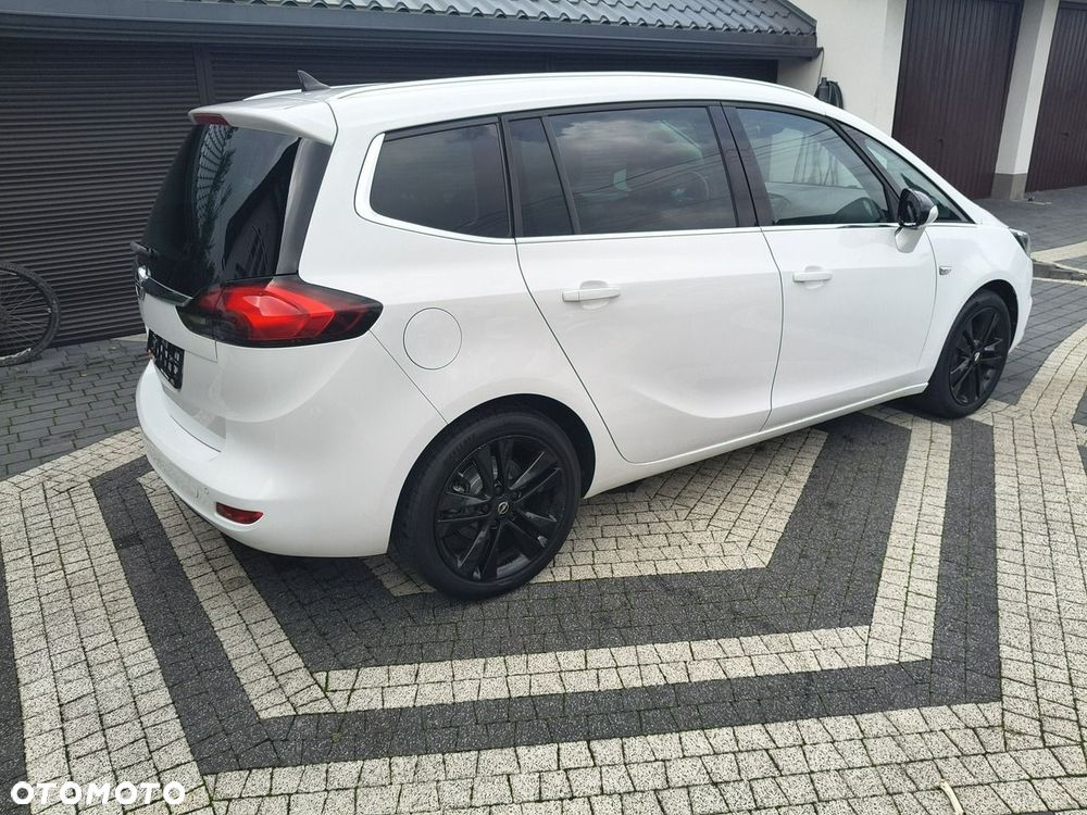 Opel Zafira 1.4 Turbo Business Edition - 28