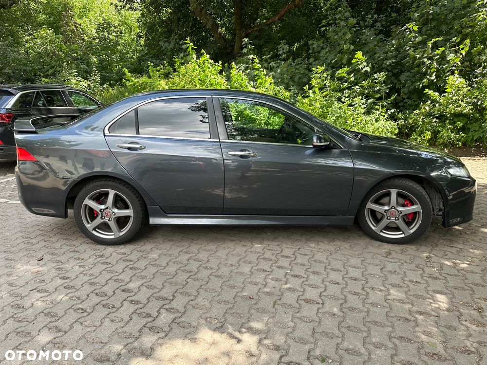 Honda Accord - 16