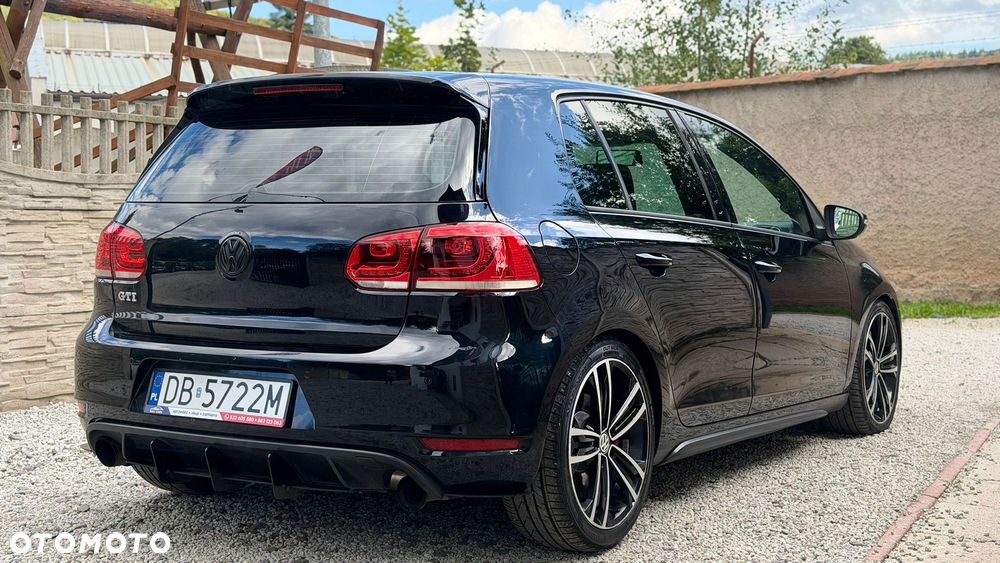 Volkswagen Golf 2.0 GTI DSG - 15