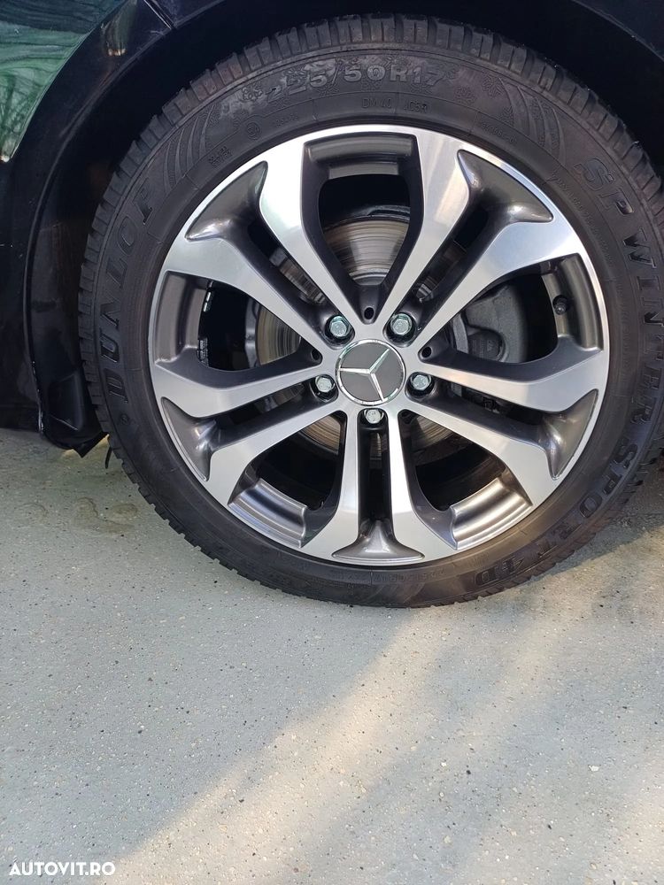 Mercedes-Benz E 220 BlueTEC 4MATIC - 3
