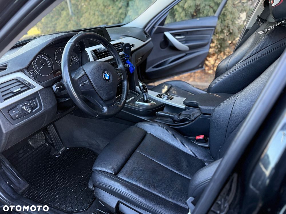 BMW Seria 3 318d - 22