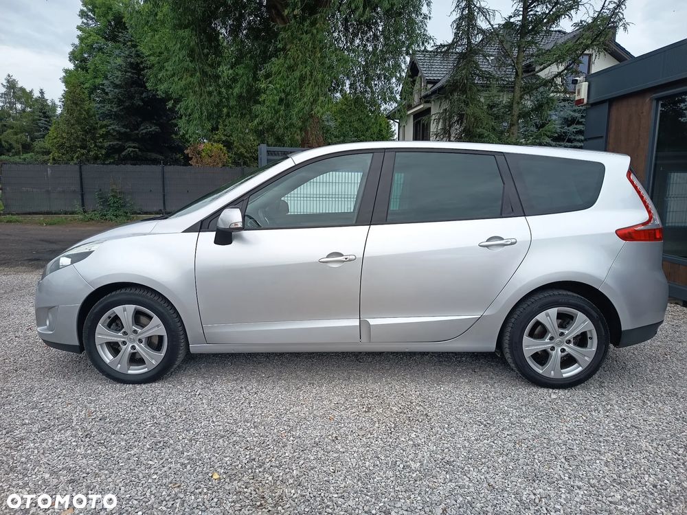 Renault Grand Scenic 2.0 16V 140 CVT Dynamique - 4