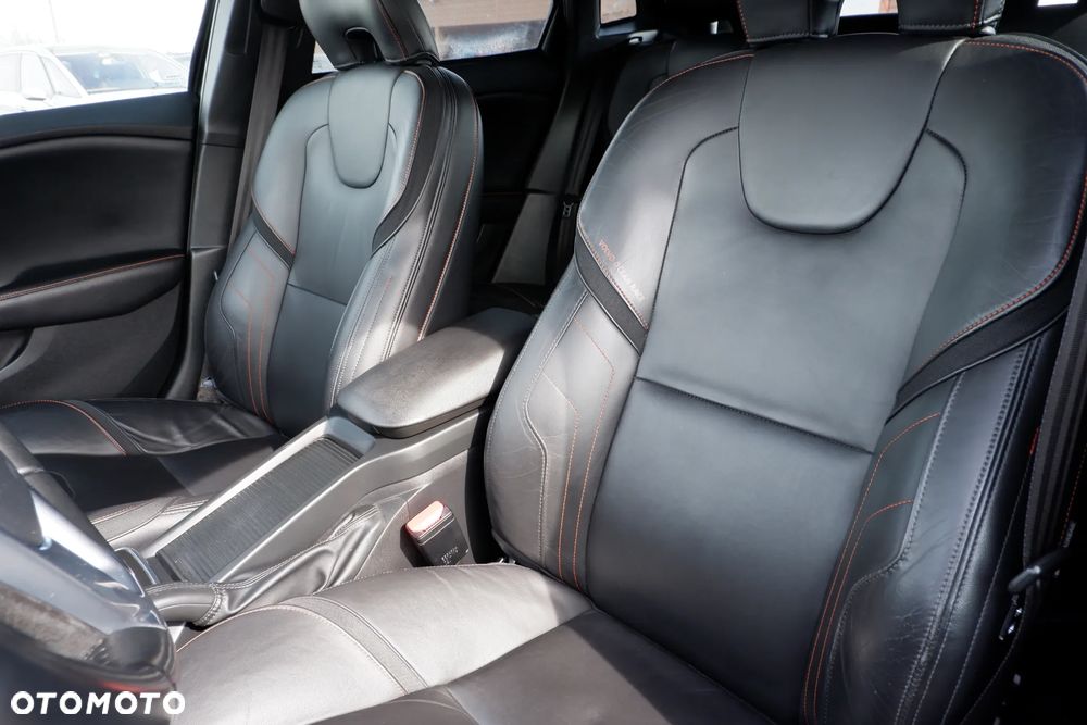 Volvo V40 D2 Powershift Ocean Race - 27