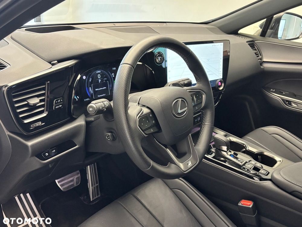 Lexus NX 450h+ F Sport AWD - 3