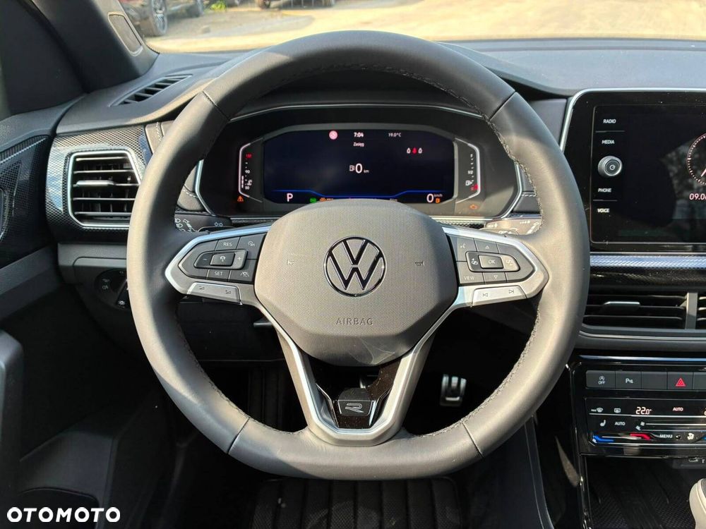 Volkswagen T-Cross - 13