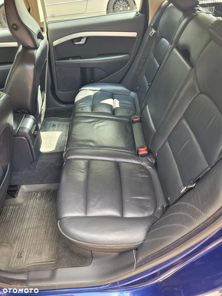 Volvo V70 2.0D Ocean Race - 6