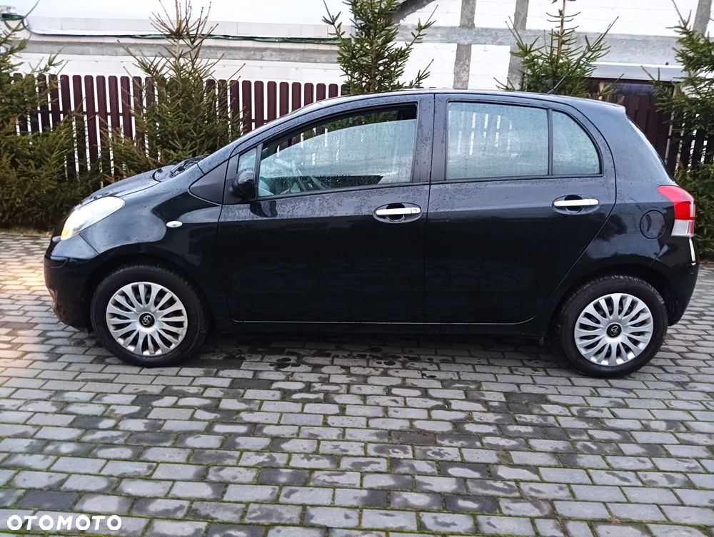 Toyota Yaris 1.33 VVT-i Cool - 4