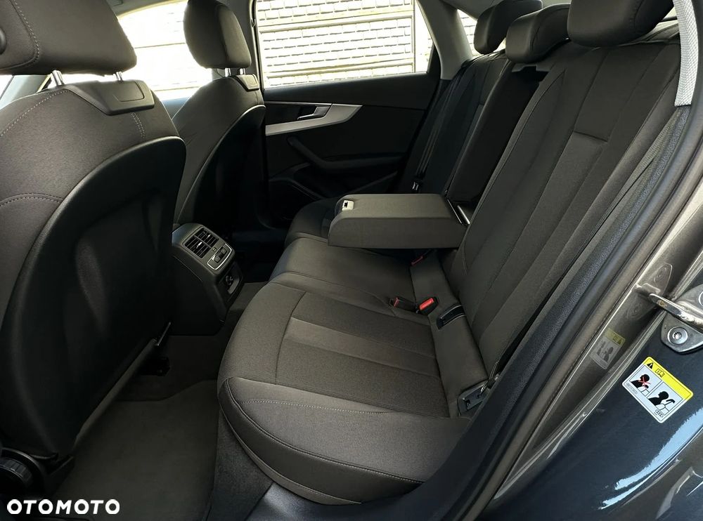 Audi A4 Limousine 35 TFSI S tronic S line - 20